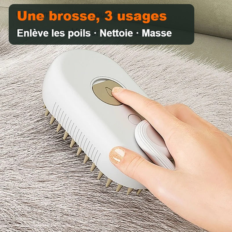 Une brosse, 3 usages : enlève les poils, nettoie, masse